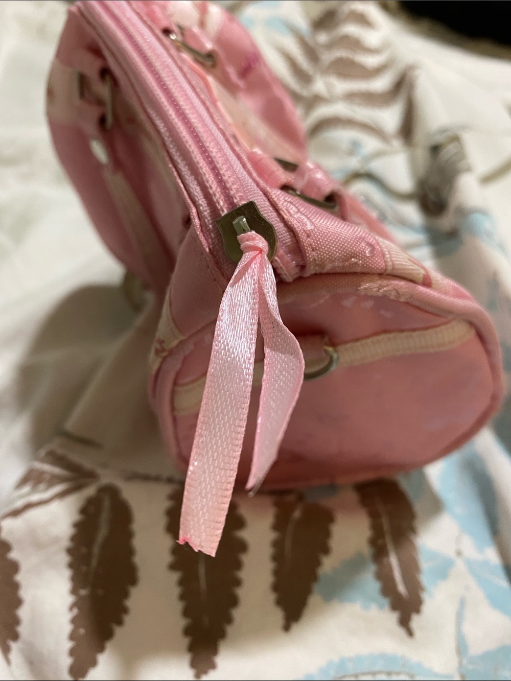 Mini vintage 2000s hello kitty bag with detachable crossbody strap🎀 - Picture 6 of 14